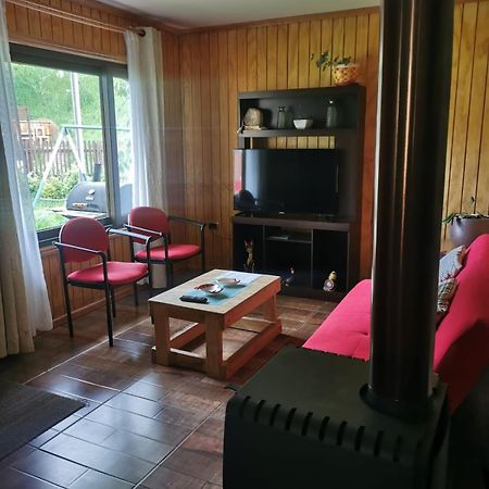 Borde Rio Coyhaique Cabana Y Tinaja Exterior foto